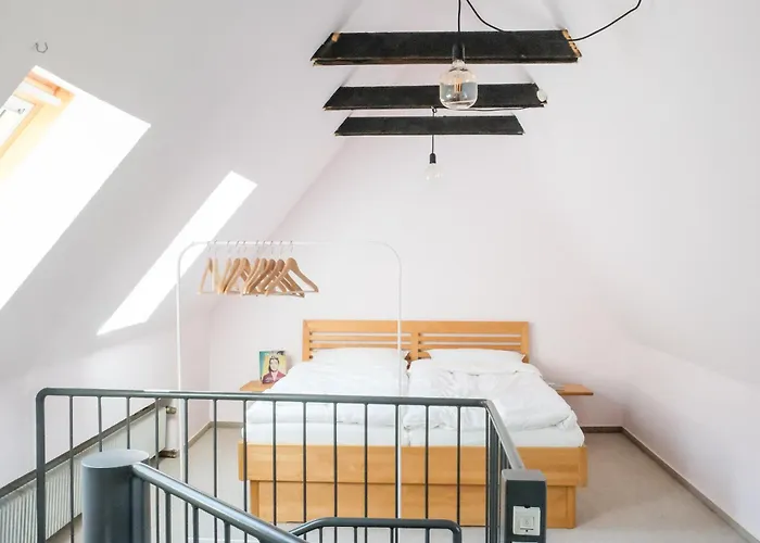 Malerisches Haus In Schoenster Strasse Der Altstadt Lägenhet *