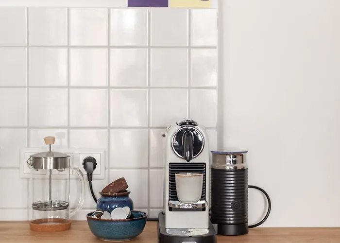 Malerisches Haus In Schoenster Strasse Der Altstadt Lägenhet